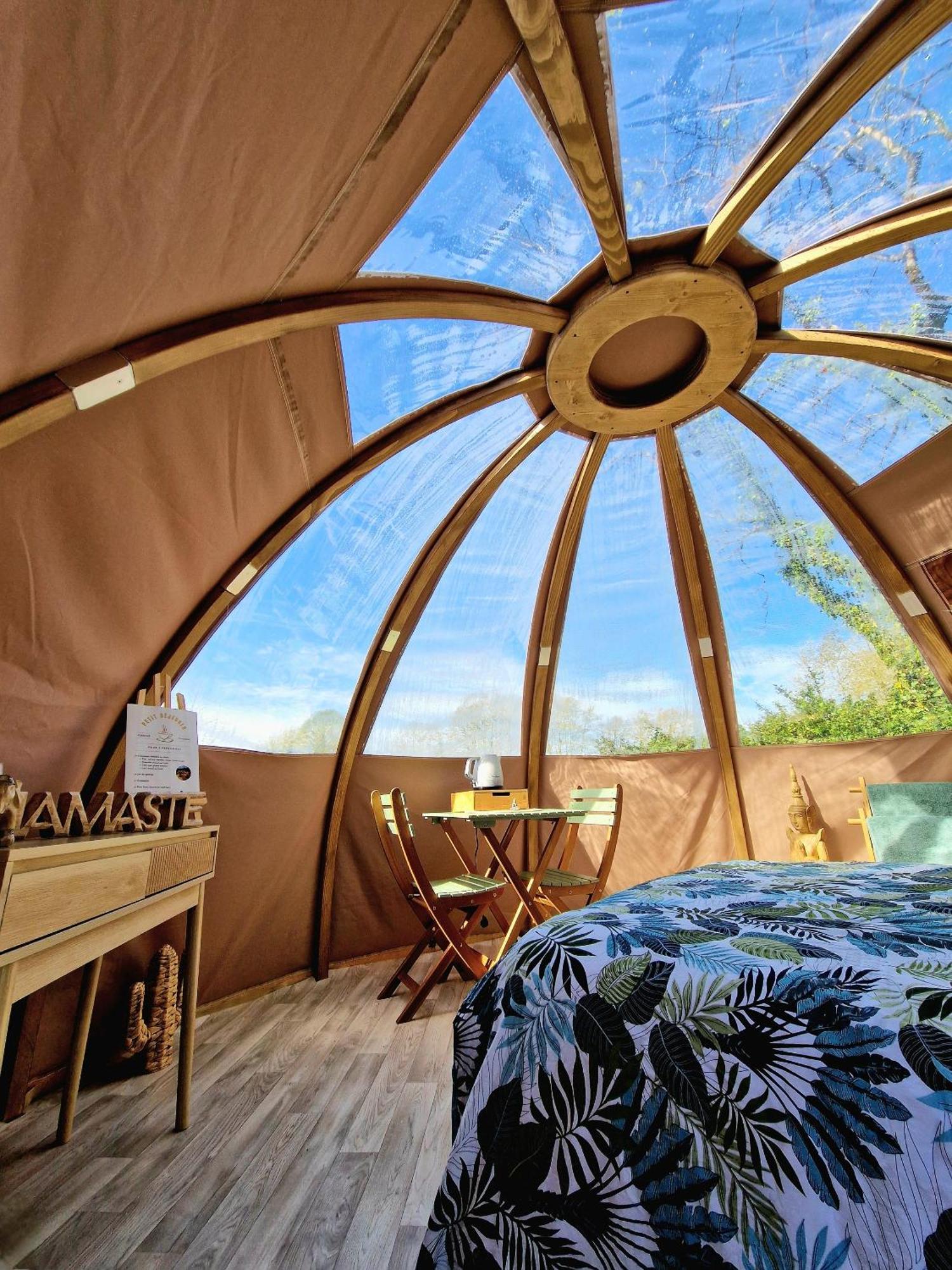 Les Nuits De Cassiopee Bed and Breakfast Sorde-lʼAbbaye Kamer foto