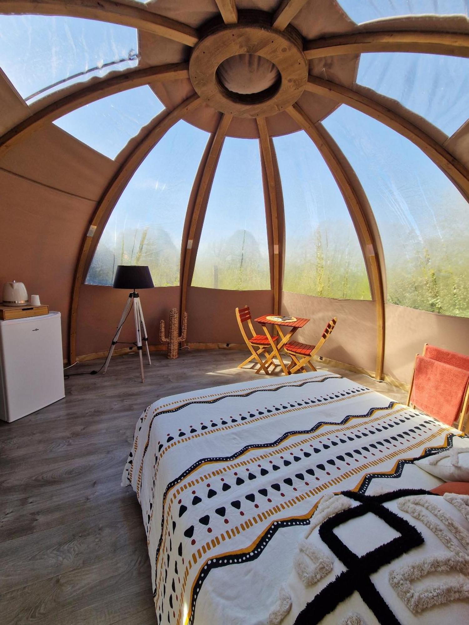 Les Nuits De Cassiopee Bed and Breakfast Sorde-lʼAbbaye Kamer foto