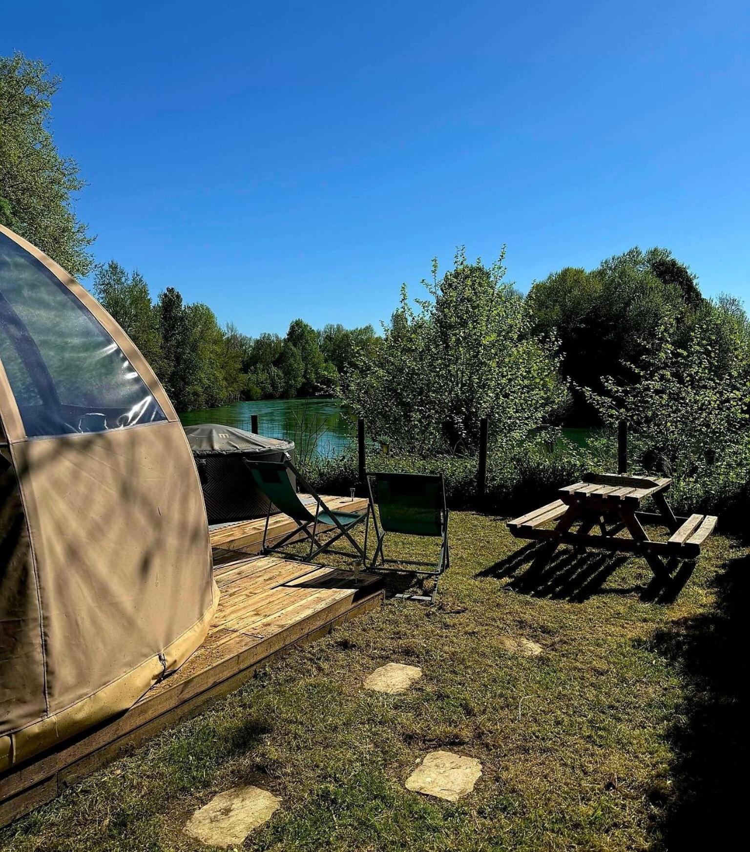 Les Nuits De Cassiopee Bed and Breakfast Sorde-lʼAbbaye Kamer foto