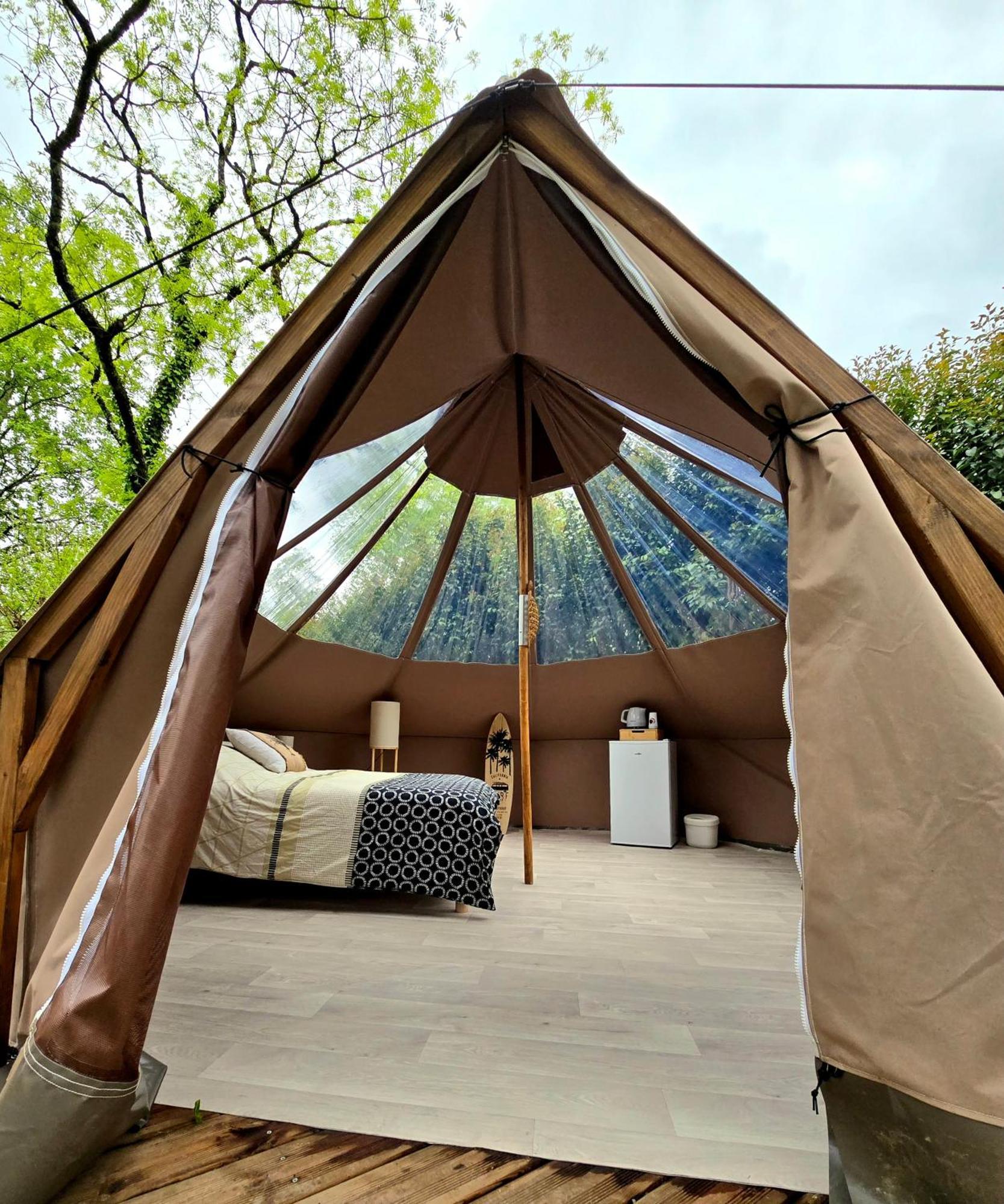 Les Nuits De Cassiopee Bed and Breakfast Sorde-lʼAbbaye Buitenkant foto