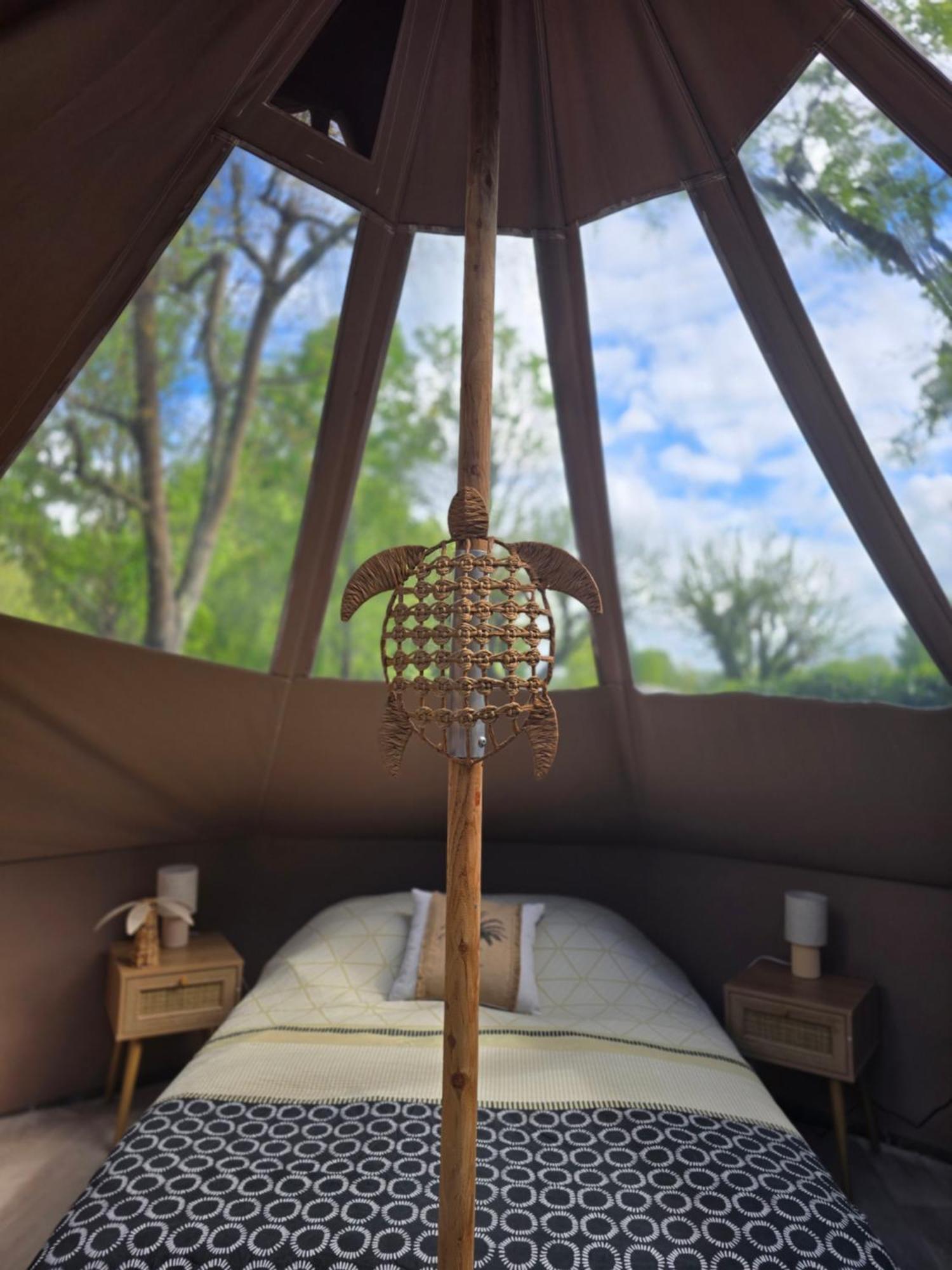 Les Nuits De Cassiopee Bed and Breakfast Sorde-lʼAbbaye Buitenkant foto