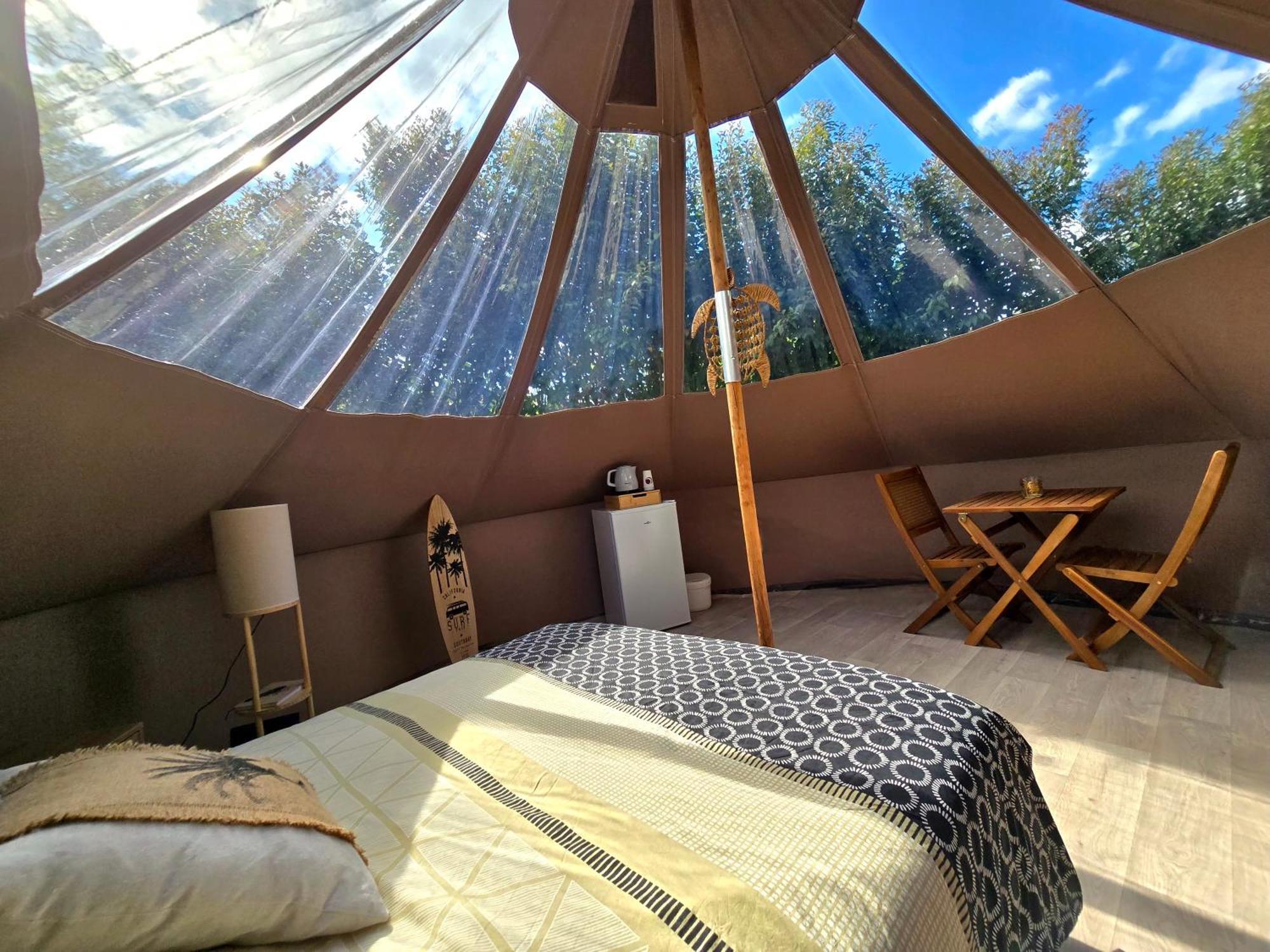 Les Nuits De Cassiopee Bed and Breakfast Sorde-lʼAbbaye Buitenkant foto